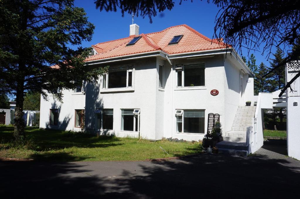 Laugabjarg Hotel Reykjavik Bagian luar foto